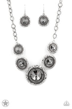 Load image into Gallery viewer, Global Glamour Smoky Gem Necklace
