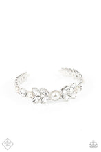 Load image into Gallery viewer, Regal Reminiscence Pearl and Rhinestone Bracelet - Paparazzi Accessories
