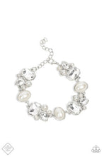 Load image into Gallery viewer, Best in SHOWSTOPPING Pearl and Rhinestone Bracelet
